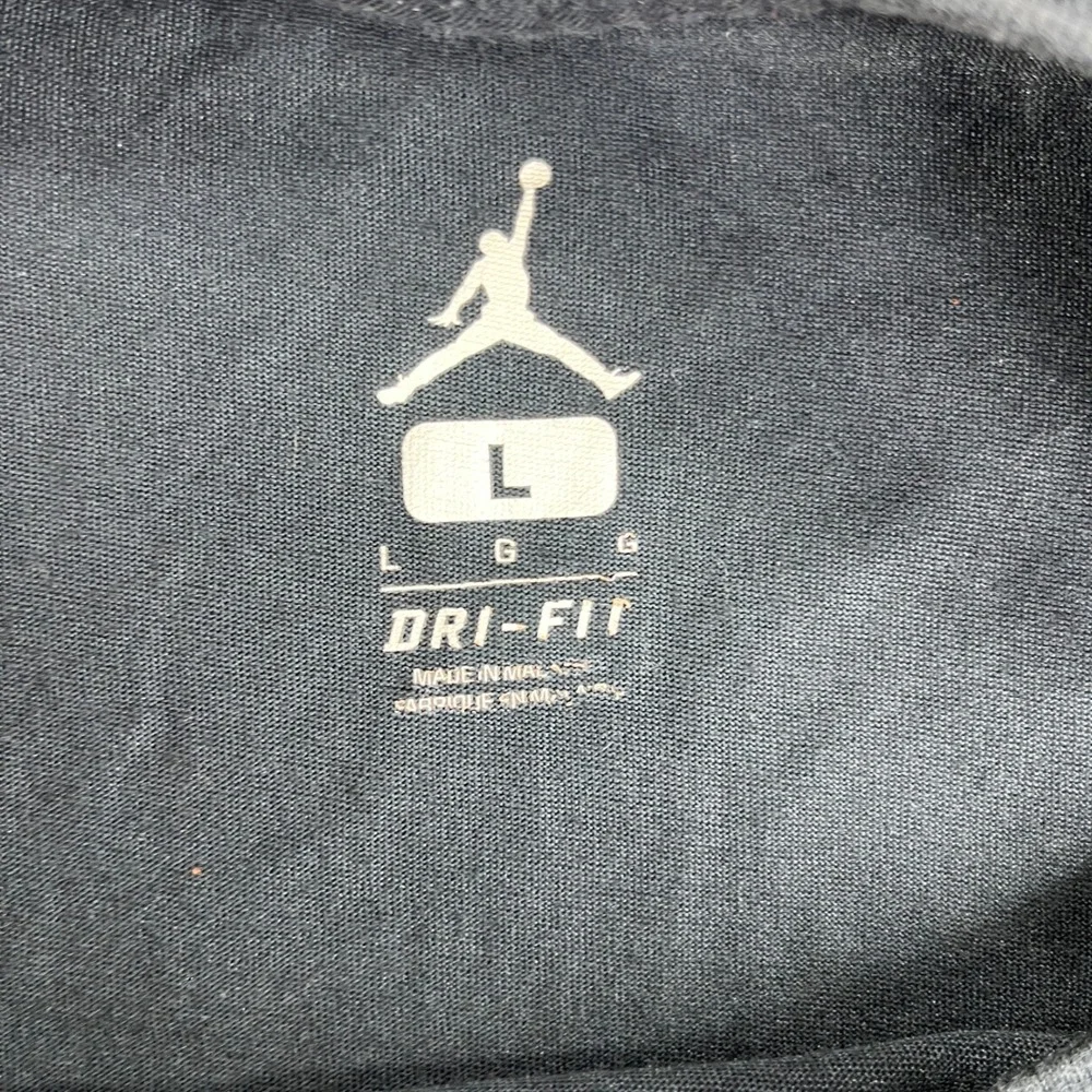 Michael Air Jordan T-Shirt Mens L Black Jumpman NBA professional basketball‎